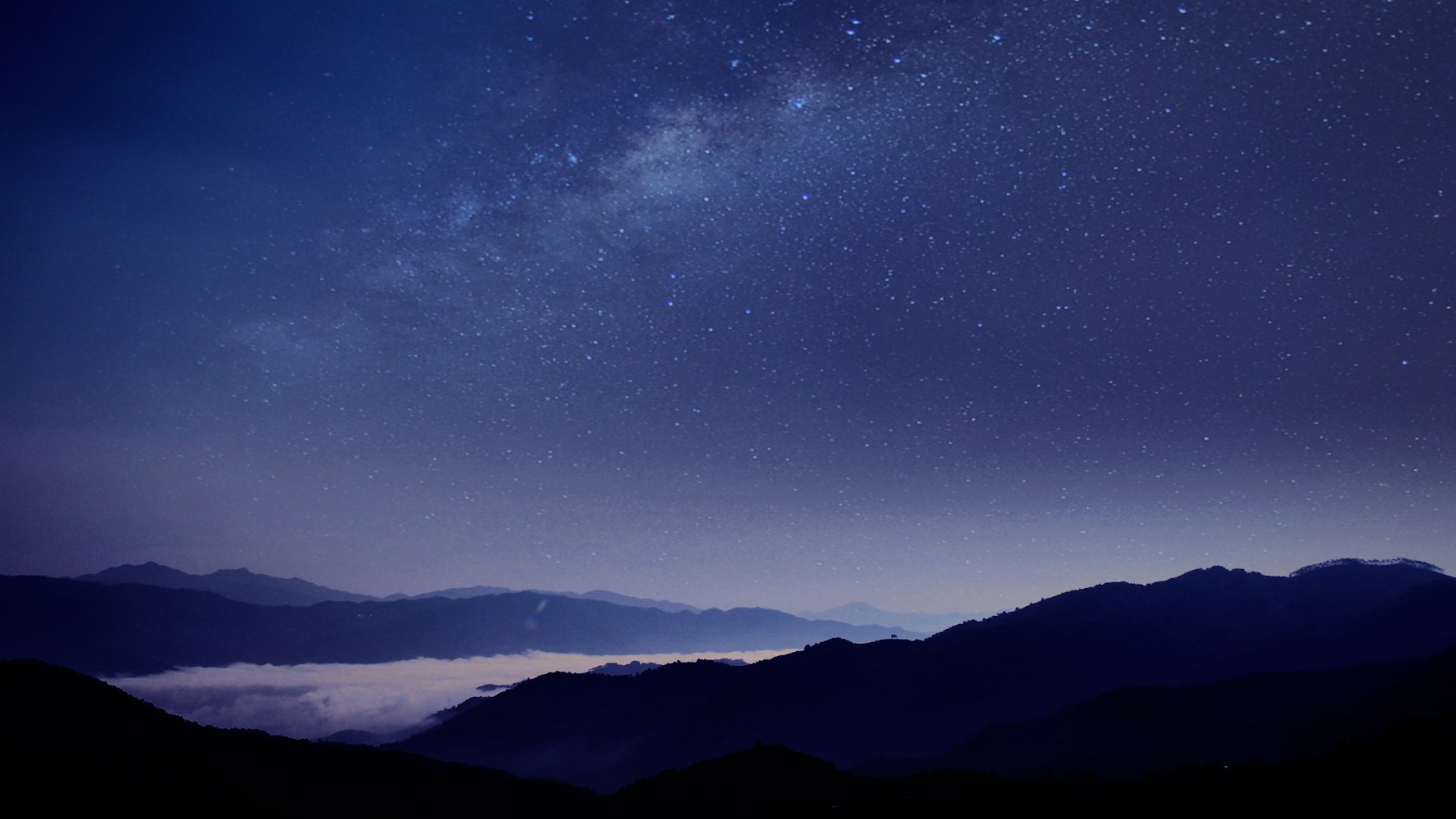 星空图片，一场不需要滤镜的宇宙告白