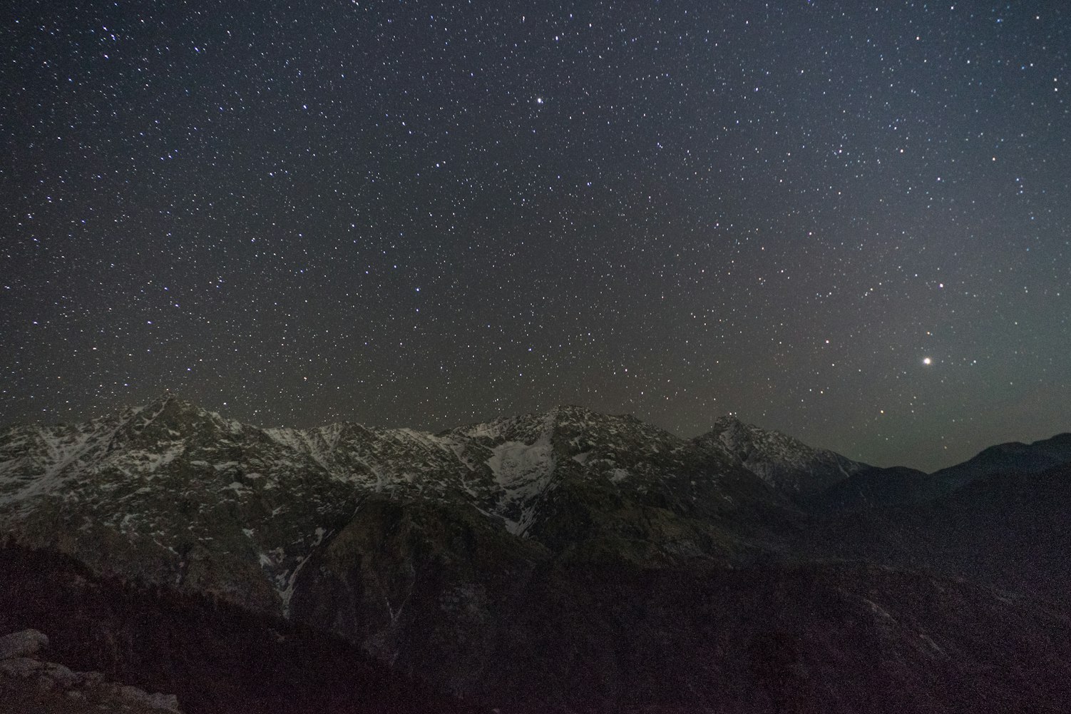 星空投影小夜灯，把整片银河搬进卧室，真的有那么神奇？