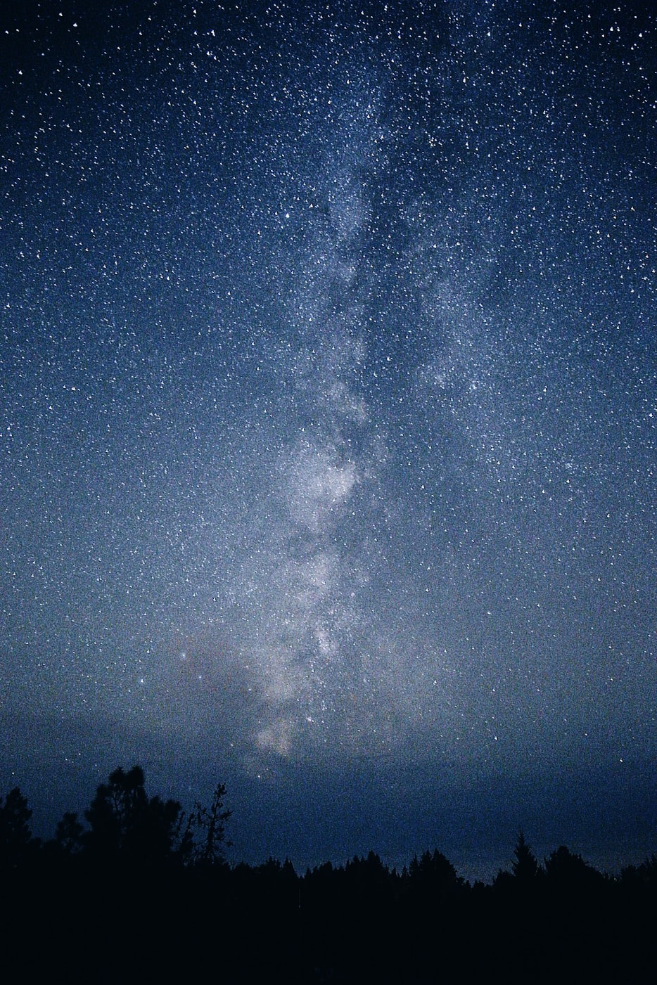 星空投影灯，把银河搬进卧室，这事儿真靠谱吗？